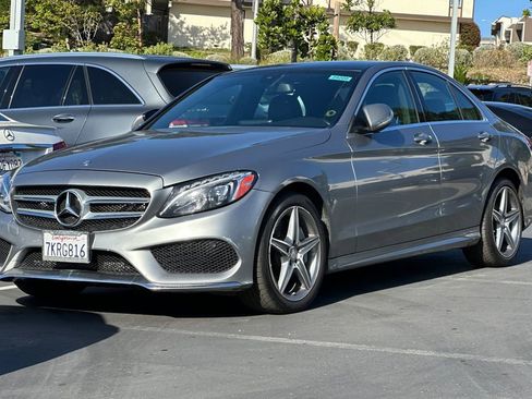 Used 2015 Mercedes-Benz C 300 4MATIC Sedan image 2