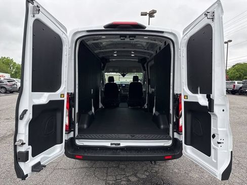 New 2025 Ford Transit 250 148 Medium Roof w/ Load Area Protection Package RWD image 10