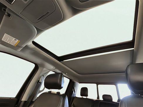 Used 2021 Ford F150 Lariat w/ Equipment Group 502A High image 30