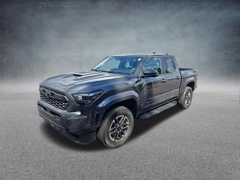 Used 2024 Toyota Tacoma TRD Sport w/ TRD Sport Premium Package AWD/4WD image 4