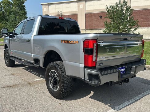 Certified 2024 Ford F250 Platinum w/ Tremor Off-Road Package AWD/4WD image 3