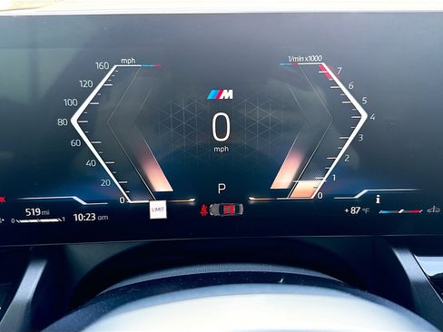 Used 2025 BMW 530i w/ M Sport Package RWD image 41