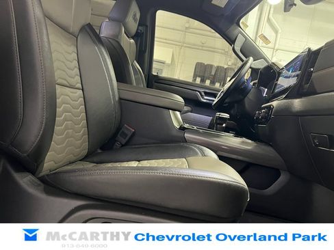Used 2024 Chevrolet Silverado 1500 ZR2 w/ ZR2 Bison Edition AWD/4WD image 34