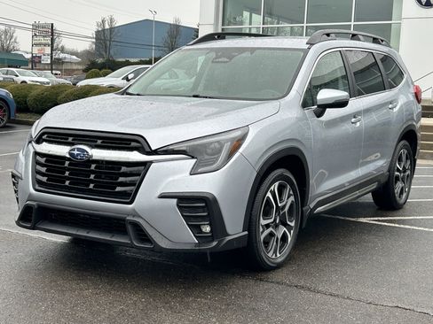 Used 2023 Subaru Ascent Limited w/ Popular Package #2A image 3
