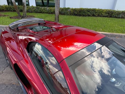 Used 2015 McLaren 650S Spider RWD image 26