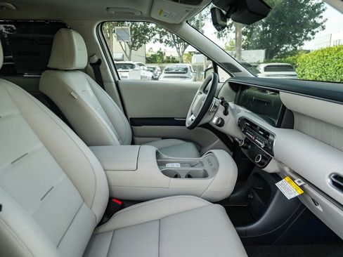 New 2026 Hyundai Palisade Calligraphy AWD/4WD image 17