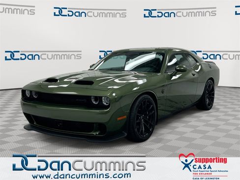 Used 2023 Dodge Challenger SRT Hellcat w/ Driver Convenience Group image 1
