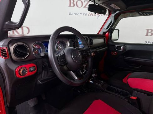 Used 2018 Jeep Wrangler Unlimited Sport S image 11