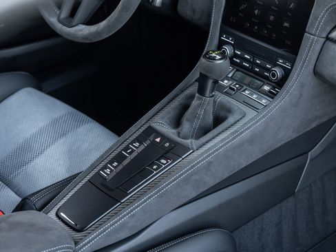 Certified 2025 Porsche 718 Cayman GT4 RS image 55