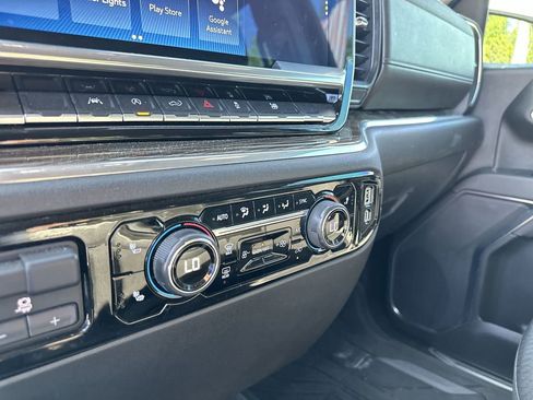 Used 2023 Chevrolet Silverado 1500 LT image 28