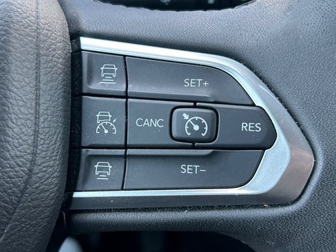 Used 2024 Jeep Compass Limited AWD/4WD image 33