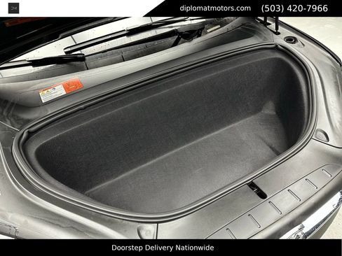 Used 2018 Tesla Model X 75D image 42