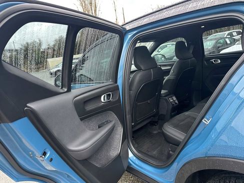 Certified 2023 Volvo XC40 Recharge Ultimate w/ Protection Package Premier image 16