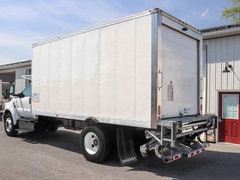 Used 2023 Ford F650 2WD Regular Cab Super Duty image 5