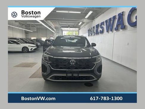 Used 2024 Volkswagen Atlas Cross Sport SE w/ Black Wheel Package AWD/4WD image 1
