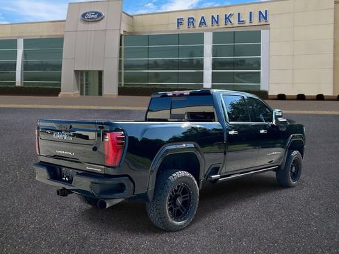 Used 2024 GMC Sierra 2500 Denali Ultimate AWD/4WD image 7