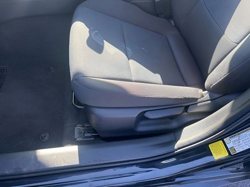 Used 2024 Toyota Prius LE image 20