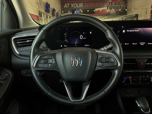 Used 2025 Buick Encore GX Preferred FWD image 30