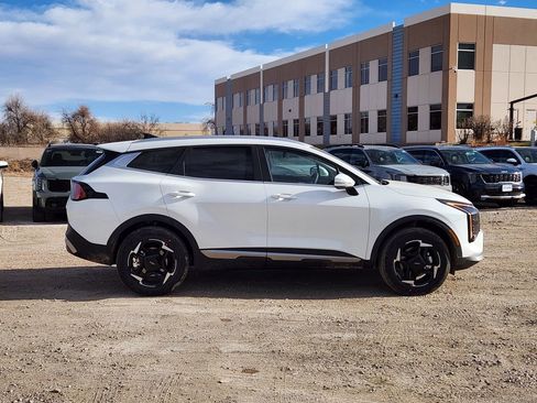 New 2026 Kia Sportage EX image 2