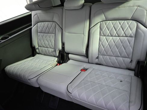 New 2026 Lincoln Navigator L Black Label AWD/4WD image 22