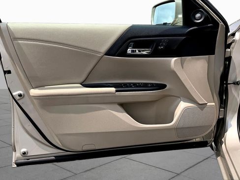 Used 2014 Honda Accord EX-L image 21