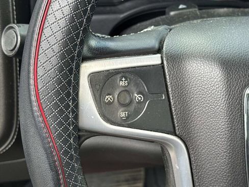 Used 2014 GMC Sierra 1500 SLE image 28