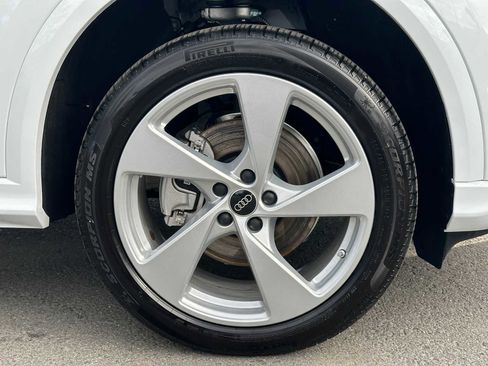 New 2025 Audi Q5 Premium Plus image 9