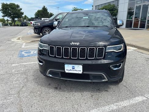 Used 2018 Jeep Grand Cherokee Limited w/ Luxury Group II AWD/4WD image 10