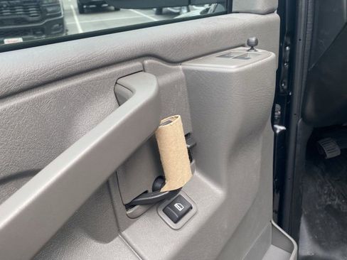 New 2025 GMC Savana 3500 Extended w/ Driver Convenience Package image 15