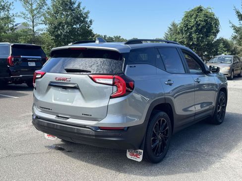 Used 2023 GMC Terrain SLE w/ Driver Convenience Package AWD/4WD image 6
