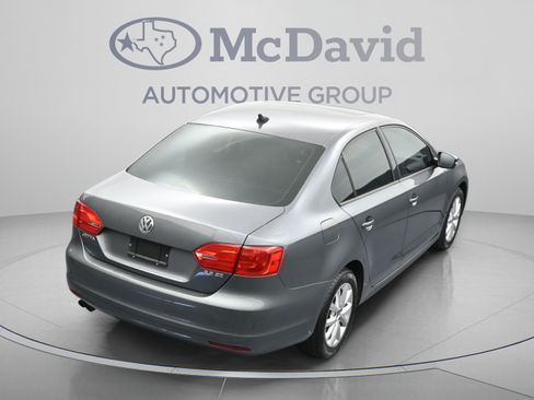 Used 2012 Volkswagen Jetta SE FWD image 38