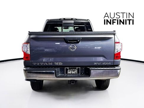 Used 2019 Nissan Titan SV AWD/4WD image 7