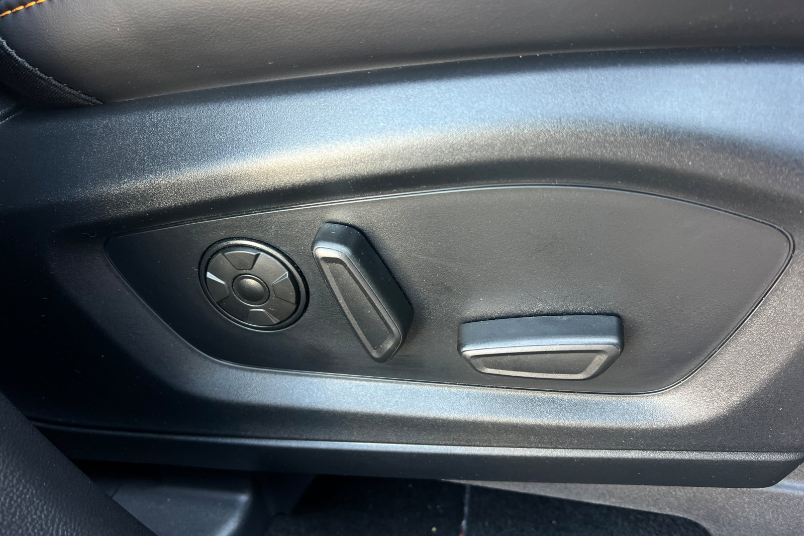Used 2026 Ford Explorer Tremor w/ Tremor Ultimate Package AWD/4WD image 30