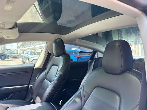 Used 2021 Tesla Model 3 Long Range AWD/4WD image 24