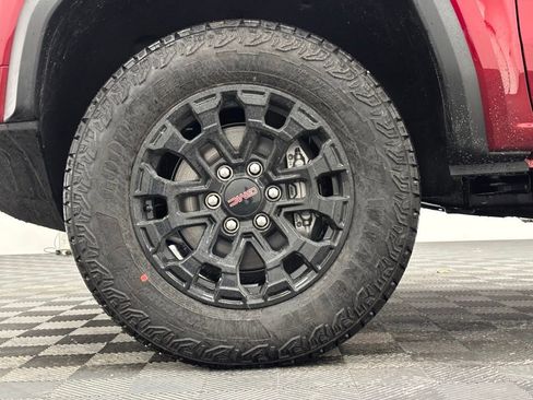 New 2026 GMC Canyon Elevation w/ Convenience Package image 14