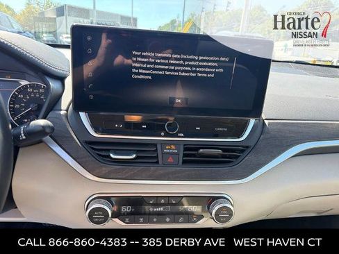 Certified 2024 Nissan Altima 2.5 SL AWD/4WD image 15