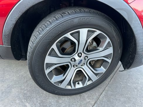 Used 2018 Ford Explorer Platinum image 69