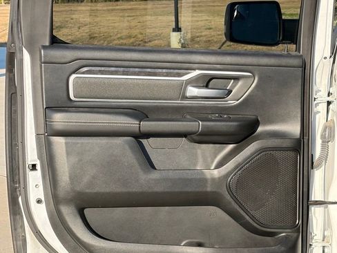 Used 2021 RAM 1500 Big Horn image 12