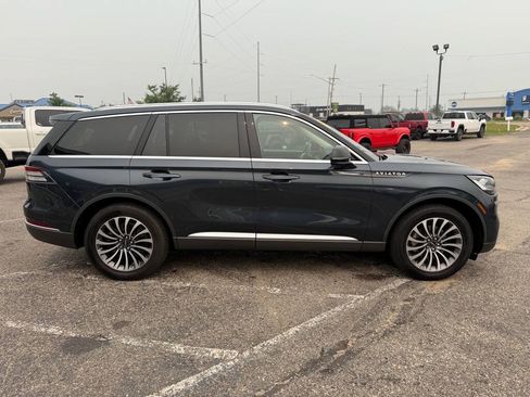 Used 2022 Lincoln Aviator Reserve w/ Elements Package Plus AWD/4WD image 6
