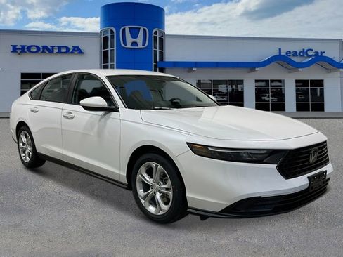 New 2025 Honda Accord LX image 8