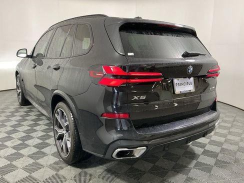 Certified 2026 BMW X5 sDrive40i w/ M Sport Package RWD image 7