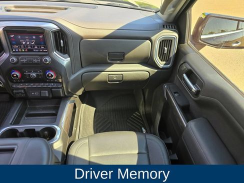 Used 2021 Chevrolet Silverado 1500 LTZ AWD/4WD image 19