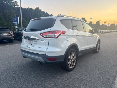 Used 2014 Ford Escape Titanium w/ Equipment Group 401A FWD image 5