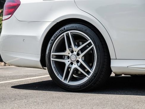 Used 2015 Mercedes-Benz E 350 4MATIC Wagon image 48