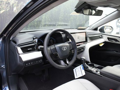 New 2026 Toyota Camry XLE image 6