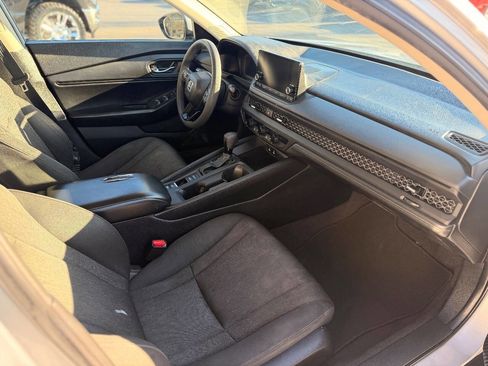 Used 2024 Honda Accord EX image 10
