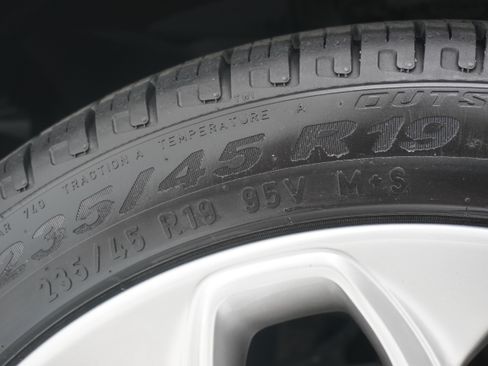 Used 2014 Ford Escape Titanium w/ Equipment Group 401A FWD image 31