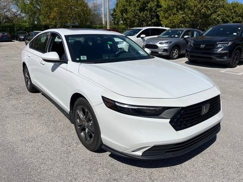 Used 2023 Honda Accord EX image 1