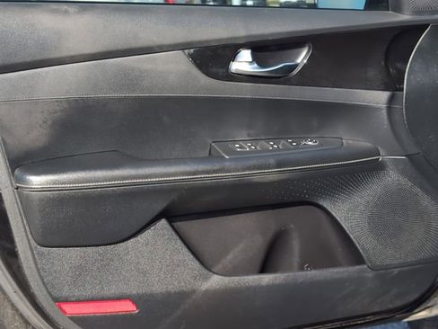 Used 2019 Kia Forte S w/ S Premium Package image 15