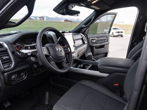 Used 2025 RAM 2500 Big Horn image 15